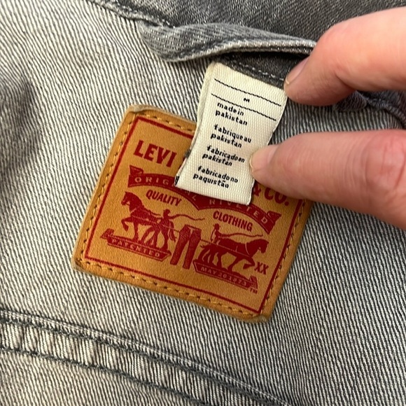 Levis Original Tucker Style Jean Jacket - Picture 8 of 9